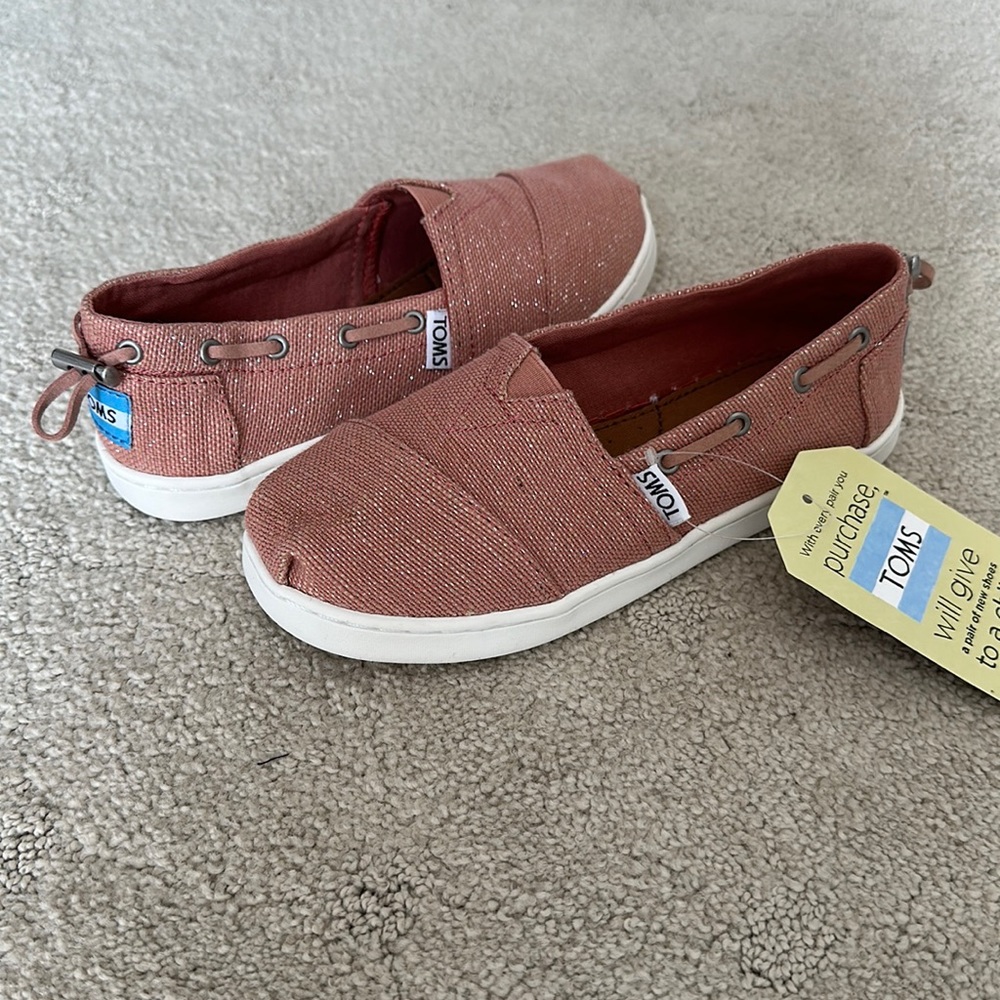 Tom's Bimini Bloom metallic jute shoes. Size 2